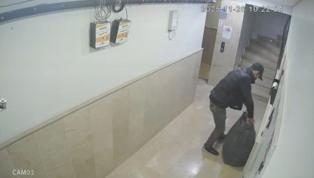 Apartmanlara dadanan ayakkabı hırsızı kameralara yakalandı