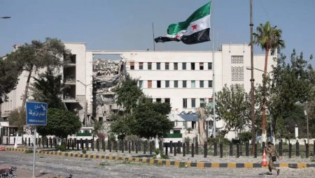 İsrail’in Suriye baskınında çok sayıda kişi öldü