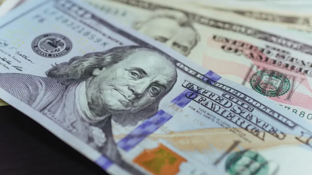 Dolar/TL’de yeni tarihi seviye: 49 TL görüldü